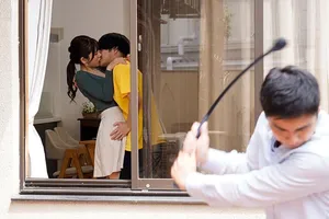Tình một đêm giữa cậu nhân viên và nữ giám đốc trẻ dâm đãng