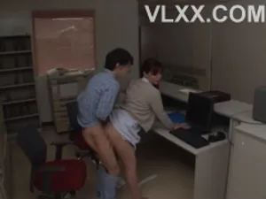 3 ngày Cô vợ đi vắng, bố dượng cơ hội phang con gái riêng của bà xã mỗi ngày